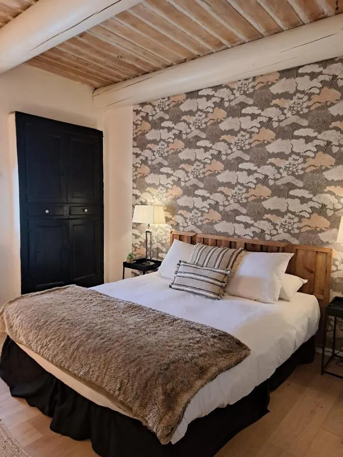 Hotel Le Cottage De Sophie Valernes 3*,  France