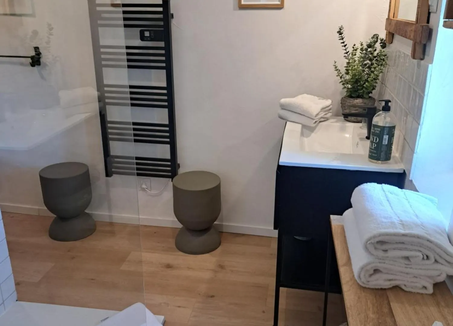 ***  Hotel Le Cottage De Sophie Valernes France