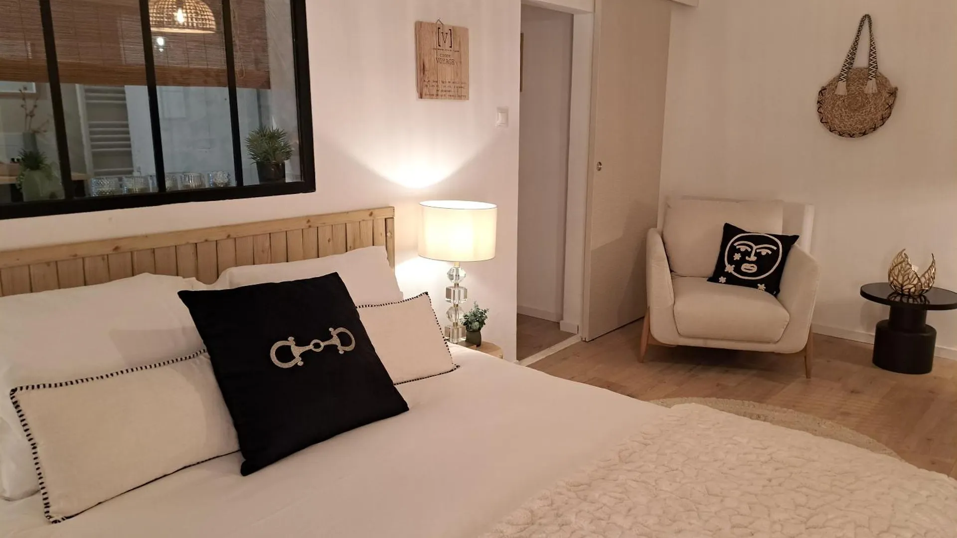 Hotel Le Cottage De Sophie Valernes France
